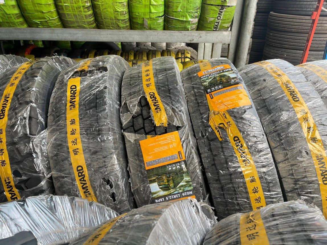 XE CONTAINER - LỐP XE ĐẦU KÉO